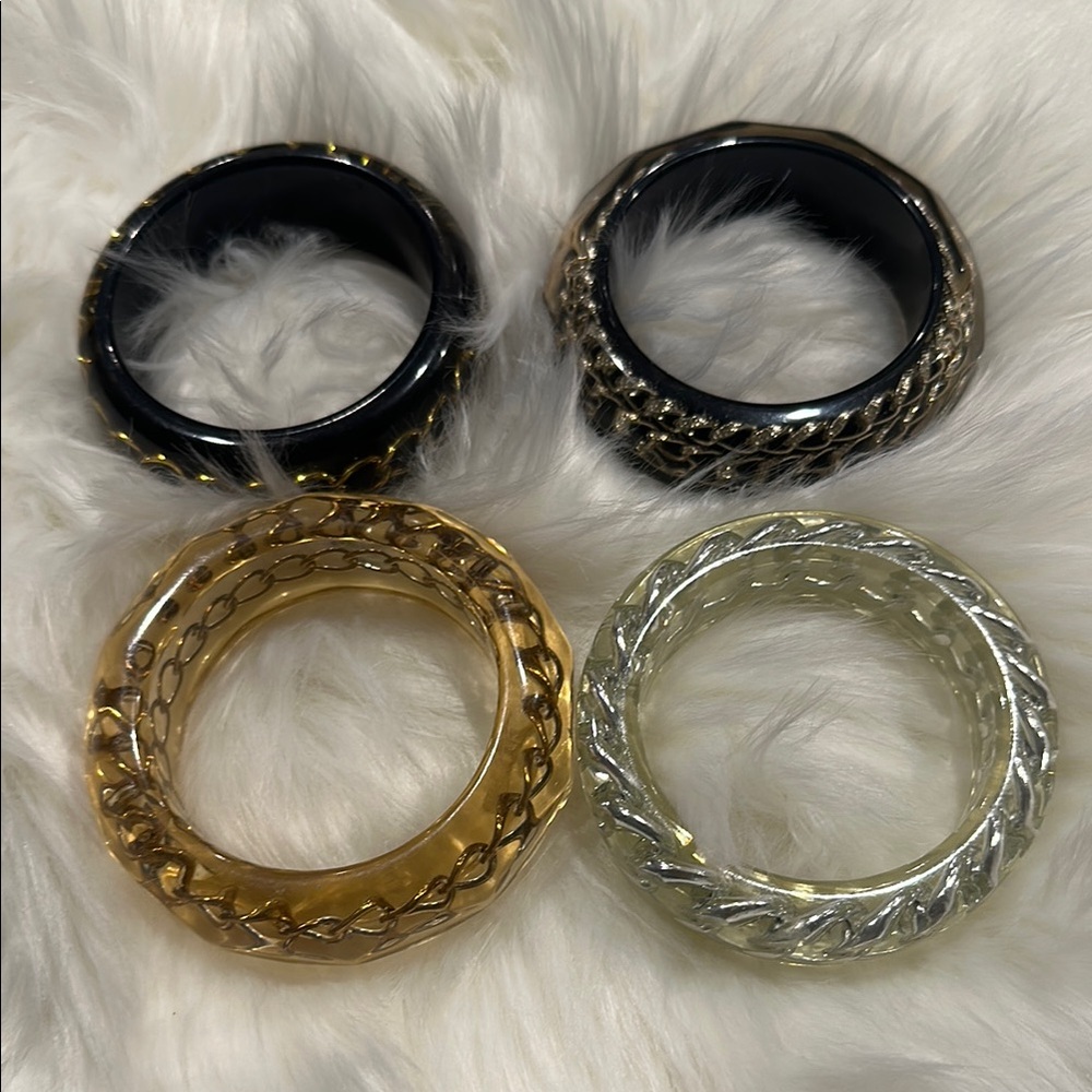 Elegant Black and Gold Bangle Set